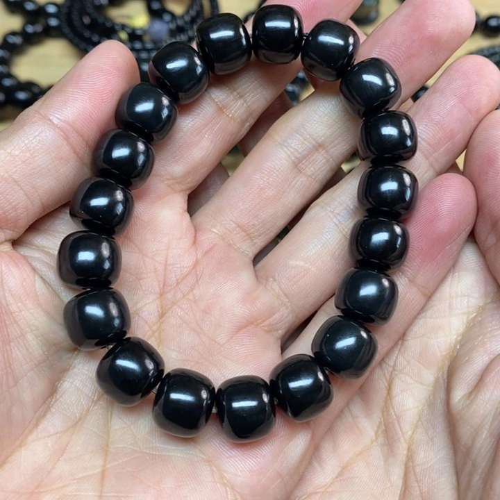 道***然和田玉未镶嵌手链