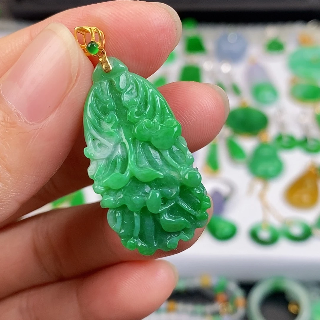 吊坠(不含链)18K金镶嵌翡翠