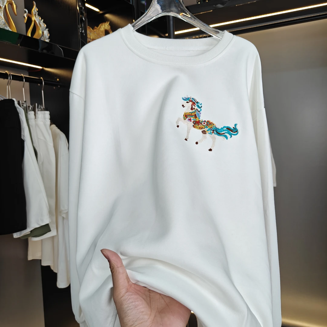 【花】彩云之马刺绣百搭长袖经典圆领卫衣 1318