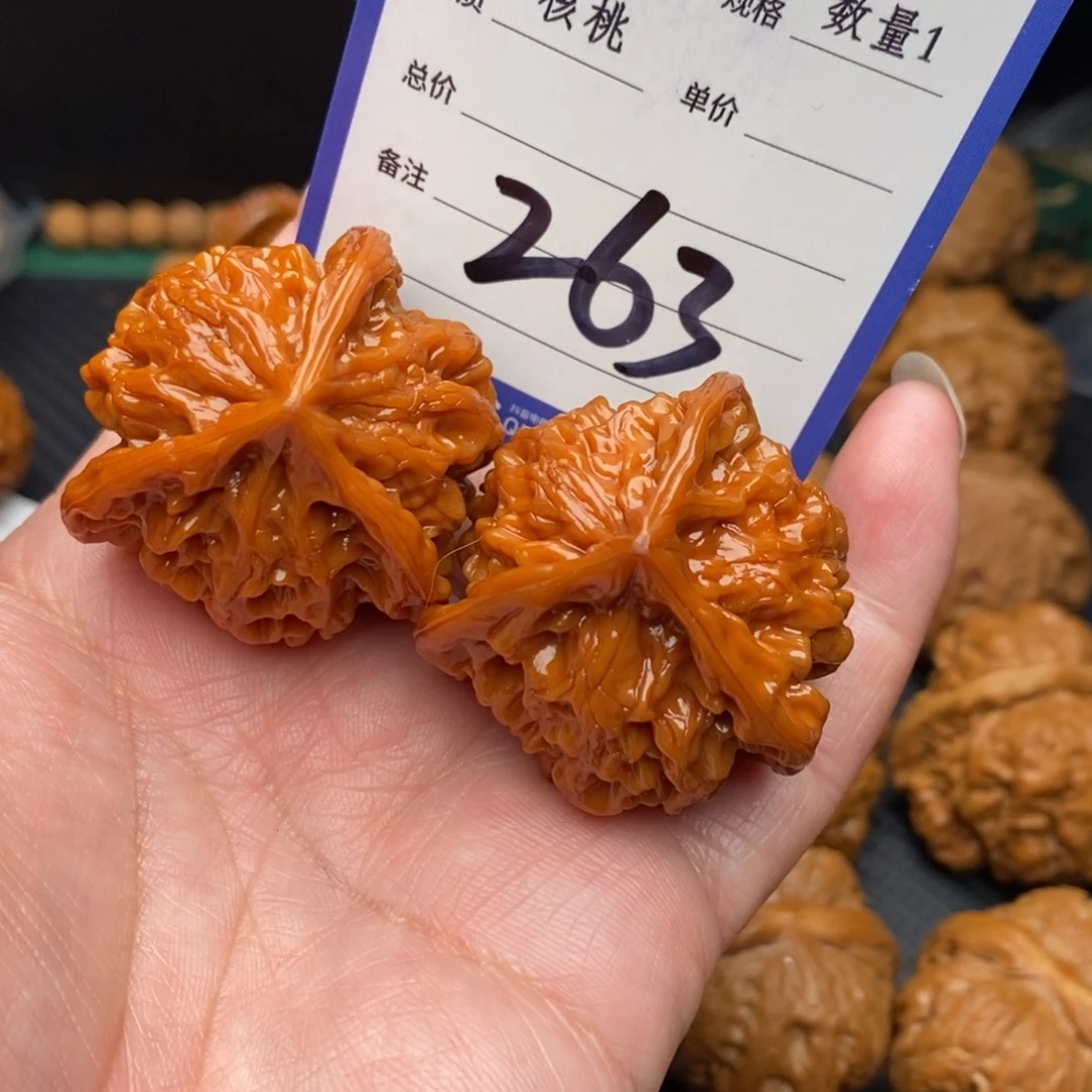 桃核把件盘山38左右