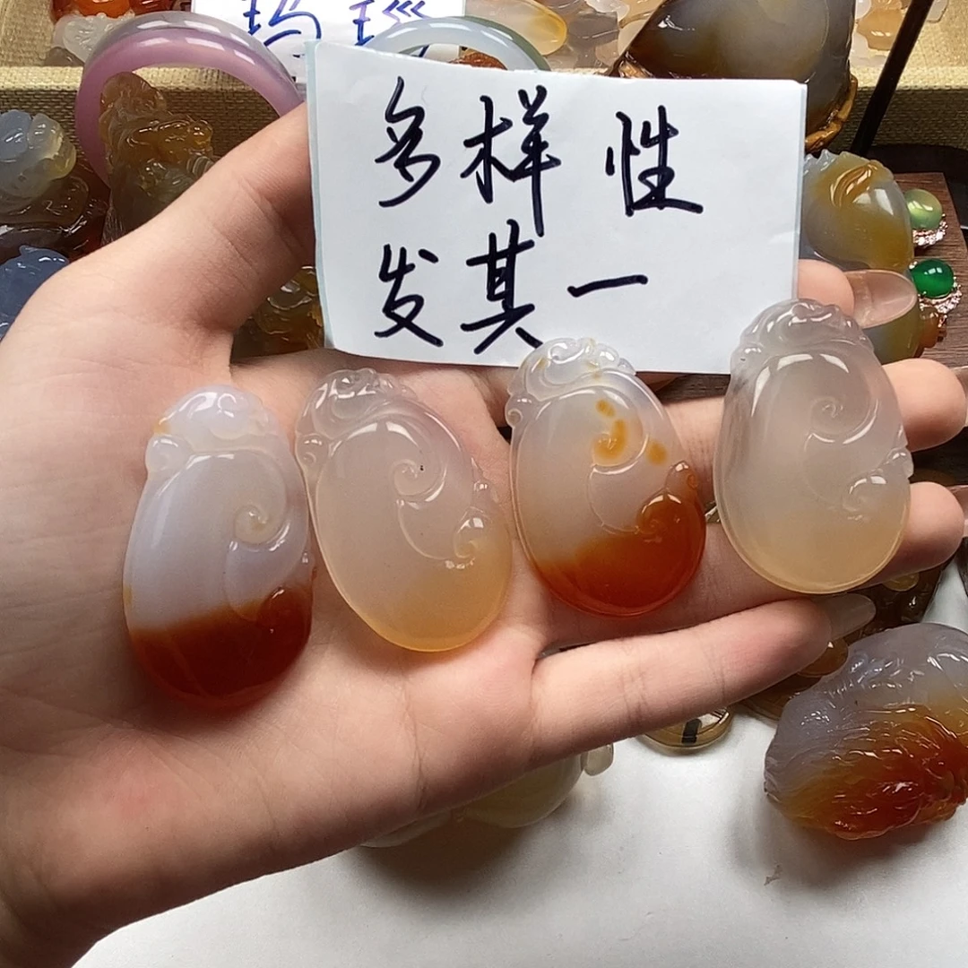 玛瑙/玉髓未镶嵌颈饰