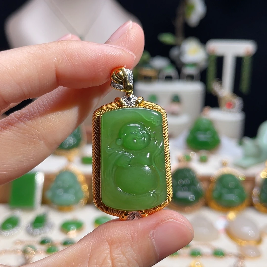 和田玉(碧玉)18K金镶嵌颈饰