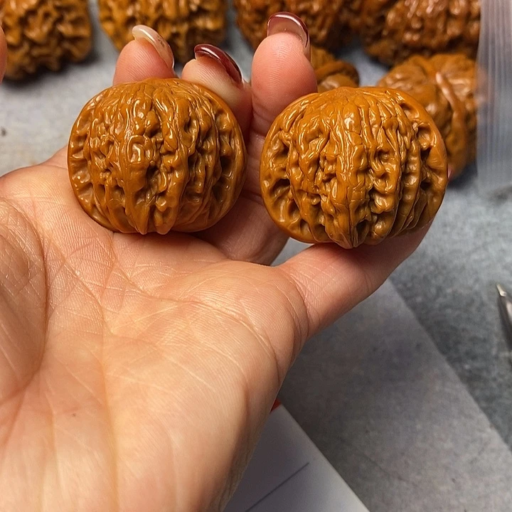 文玩核桃把件磨盘