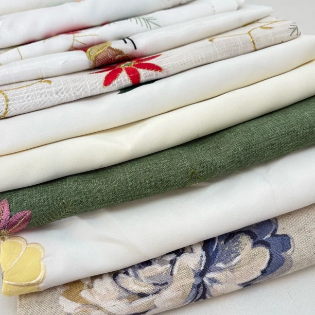 H1542 外单微瑕桌布1条 尺寸约80*80cm