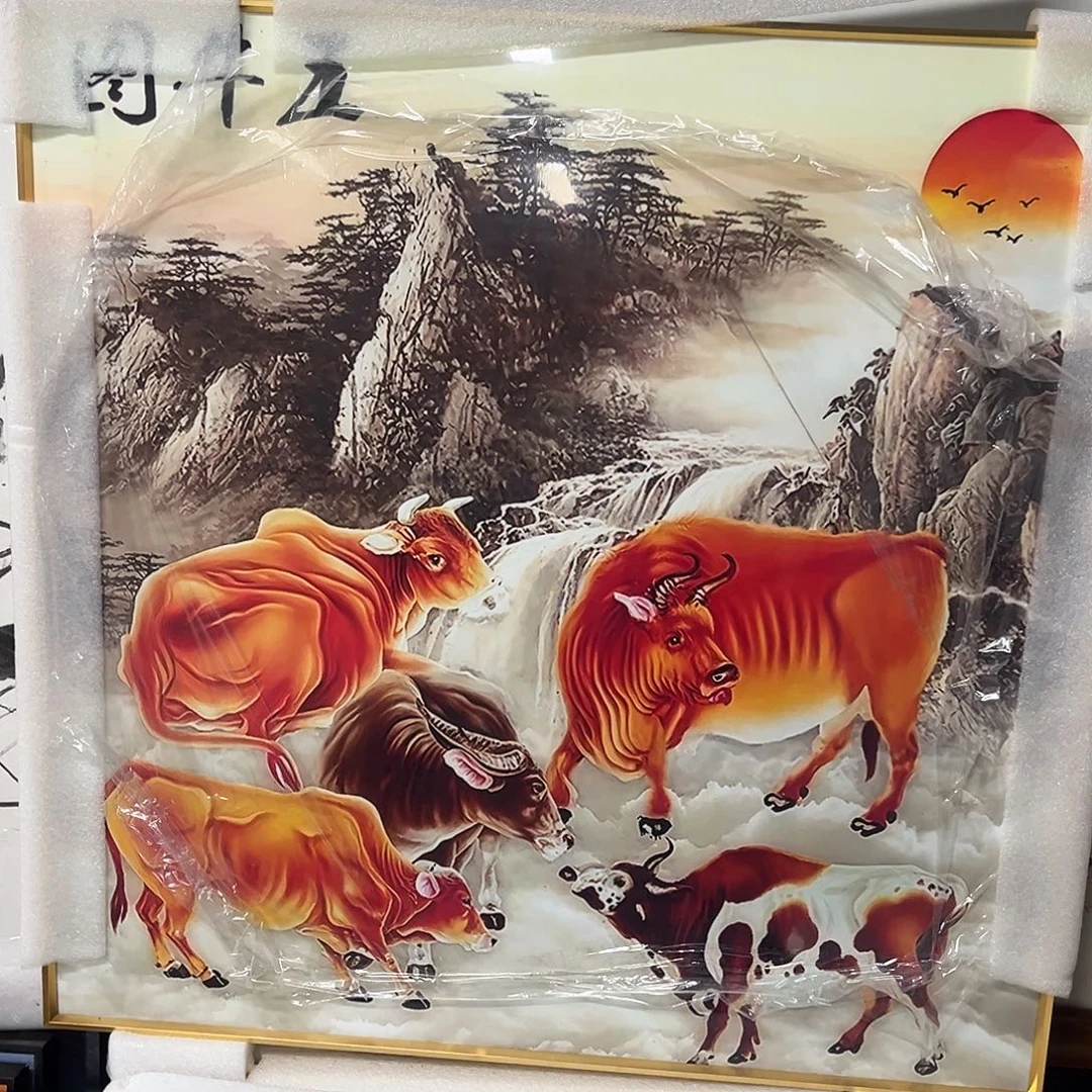 灿***林竖款70*70五牛图挂画