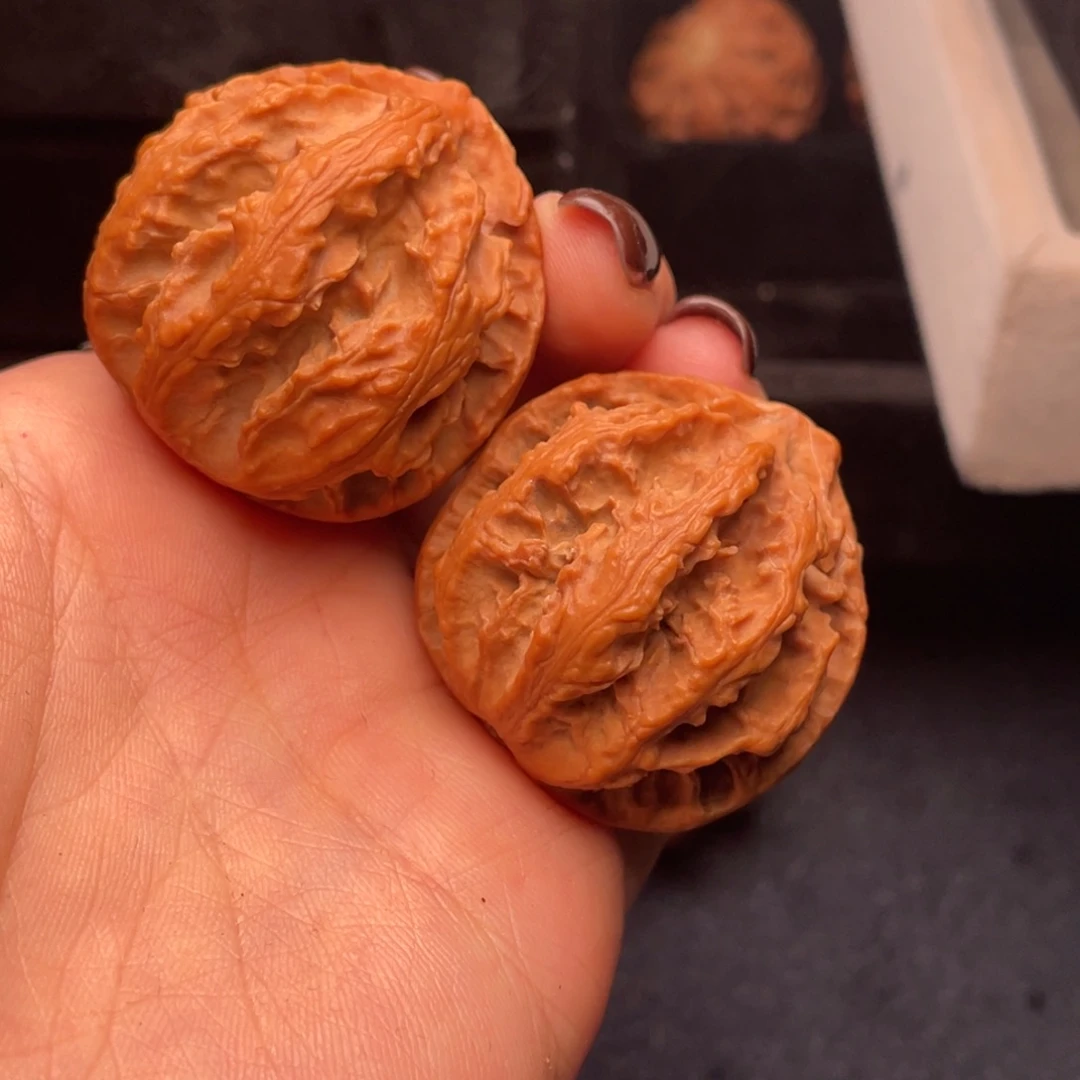 文玩核桃吊坠秦岭核桃70