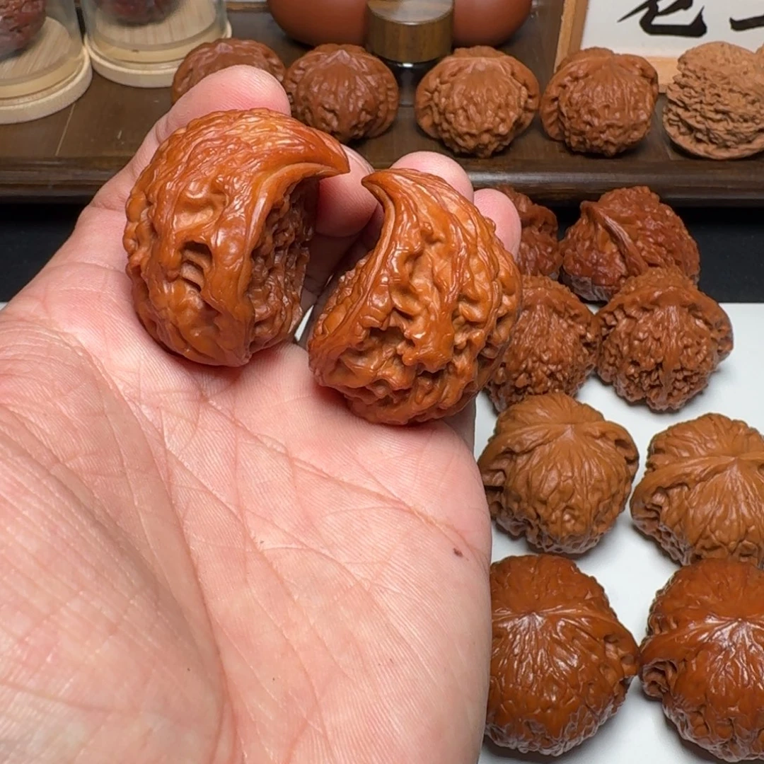 文玩核桃把件大沽石蛇头