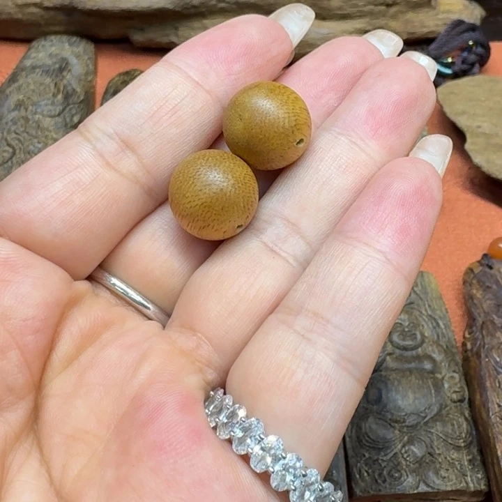 大叶紫檀（黑酸枝木类）