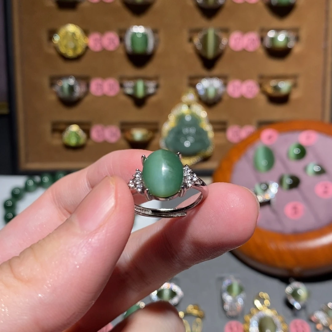 和田玉未镶嵌戒指