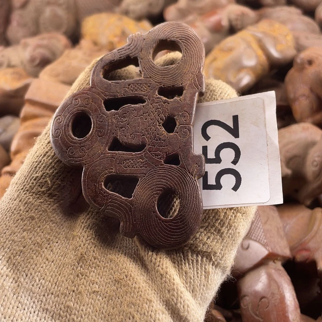 星***兔和田玉（糖玉）未镶嵌挂件