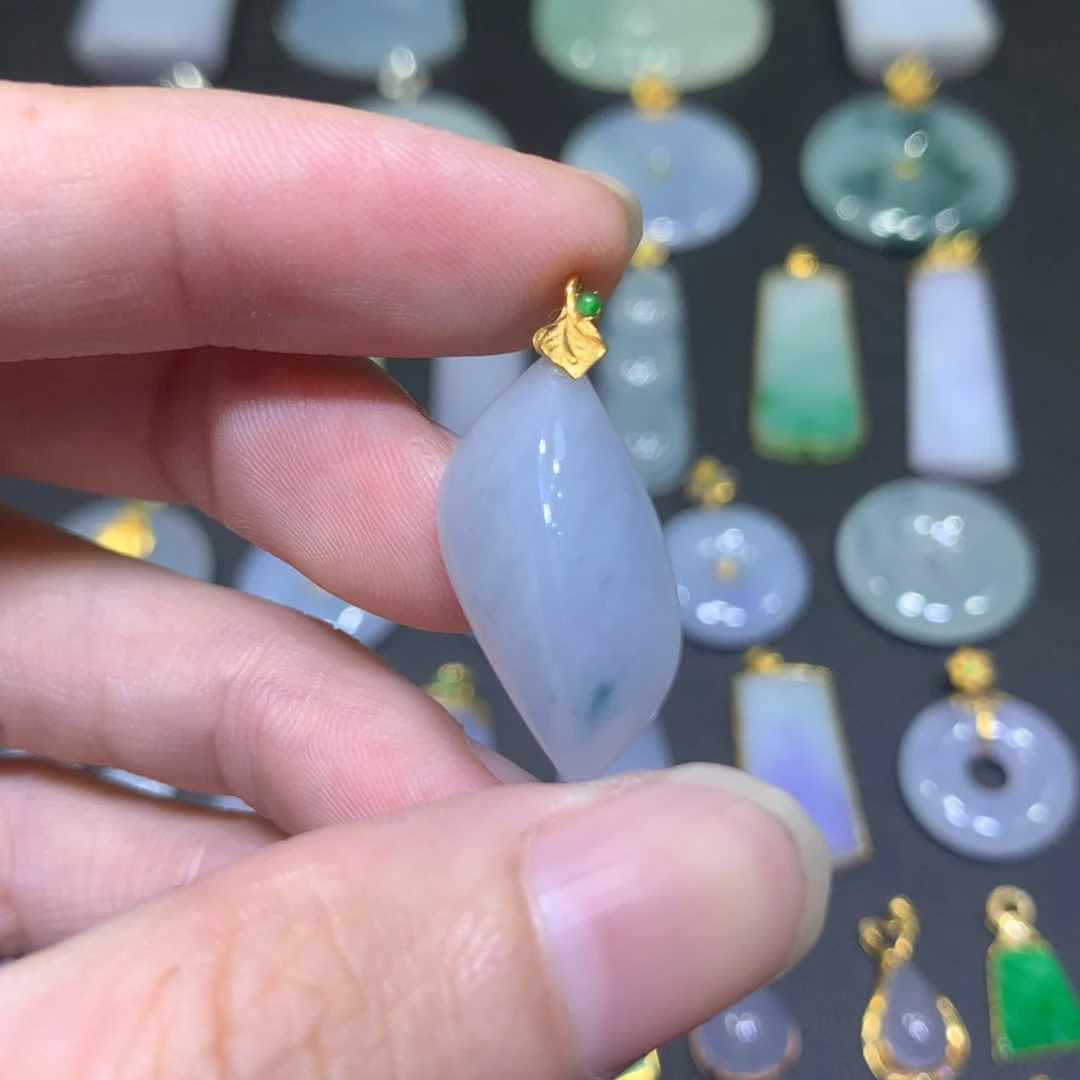翡翠18K金镶嵌吊坠(不含链)