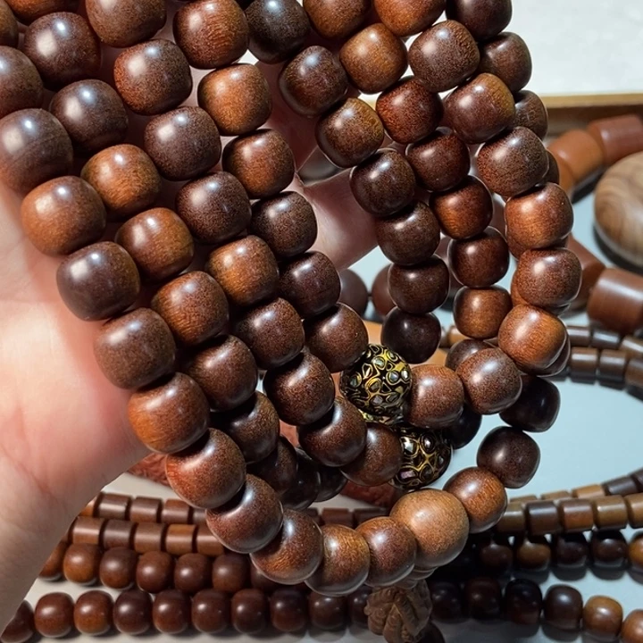 B***D檀香木老山檀香檀香王1.1*1.2*108，焦糖奶甜香