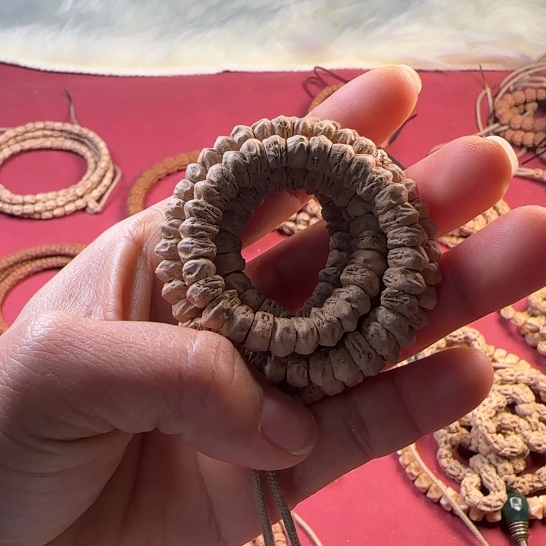 柏香籽/百香籽把件横打大肠