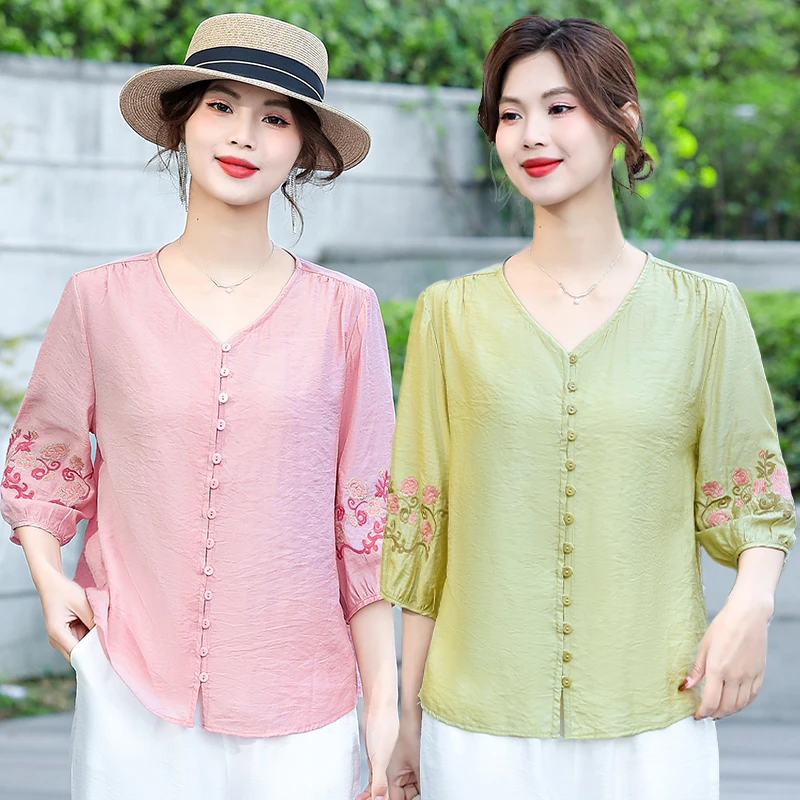 夏季轻薄宽松中式刺绣妈妈装七分袖小衫2025新款气质减龄洋气上衣