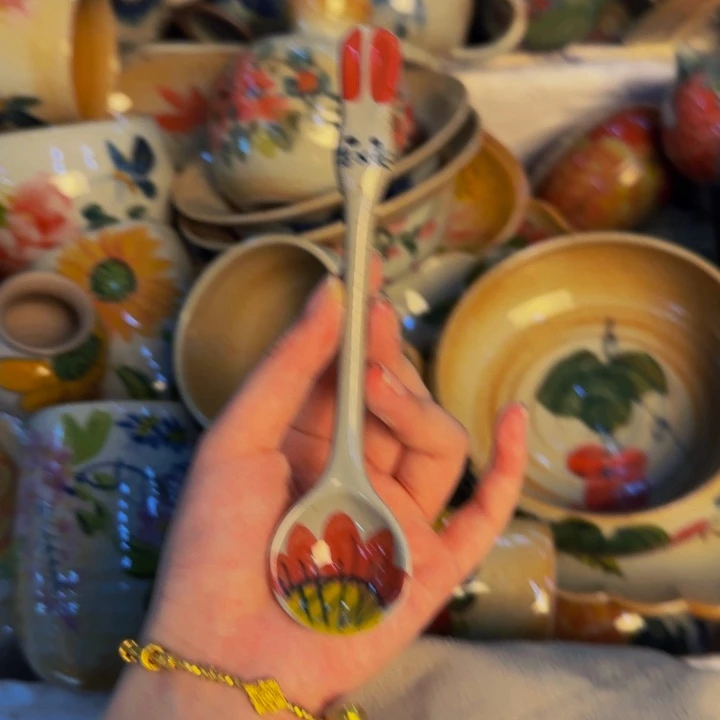瓷片手工手绘陶瓷细微不一样