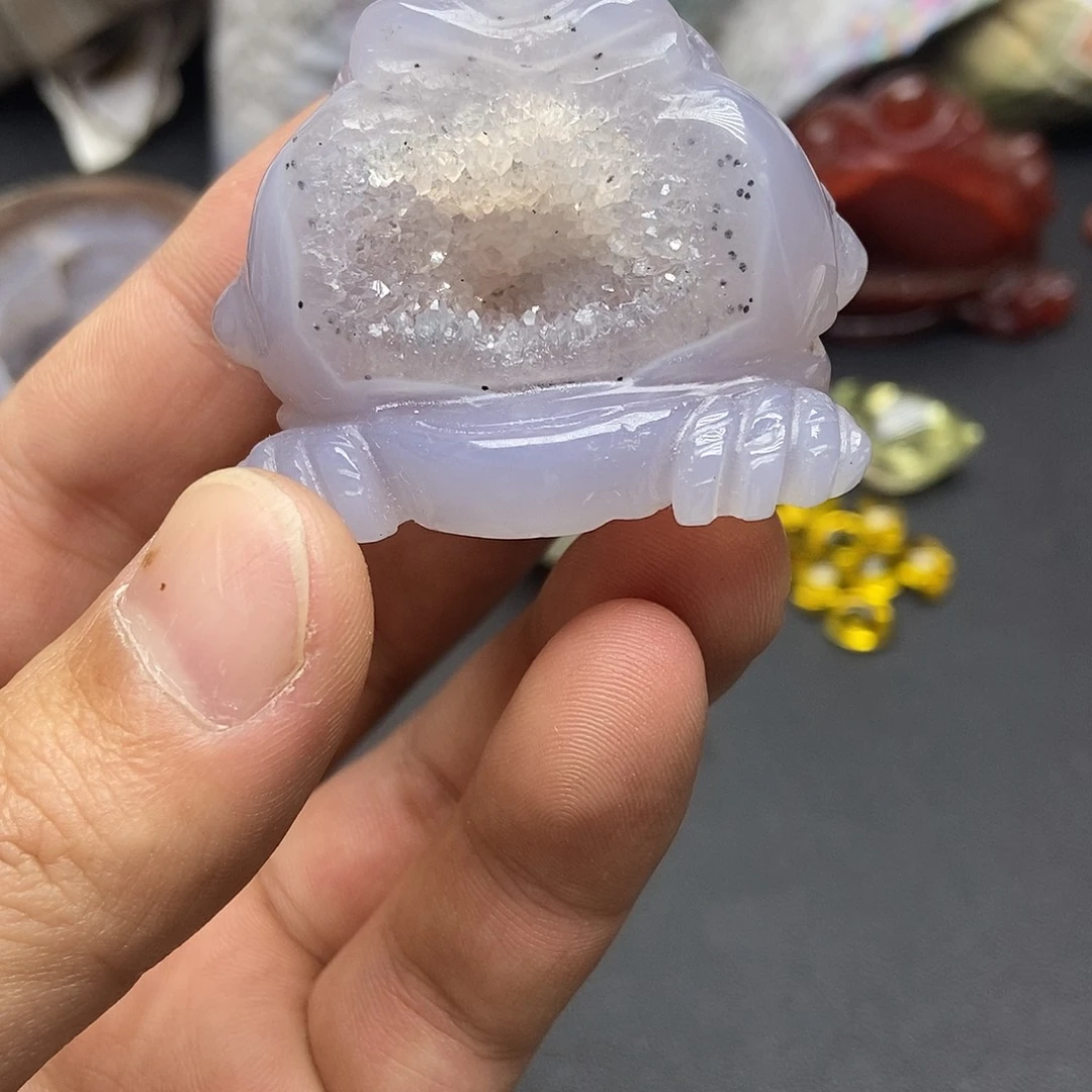 未镶嵌水晶大型摆件（非配饰）