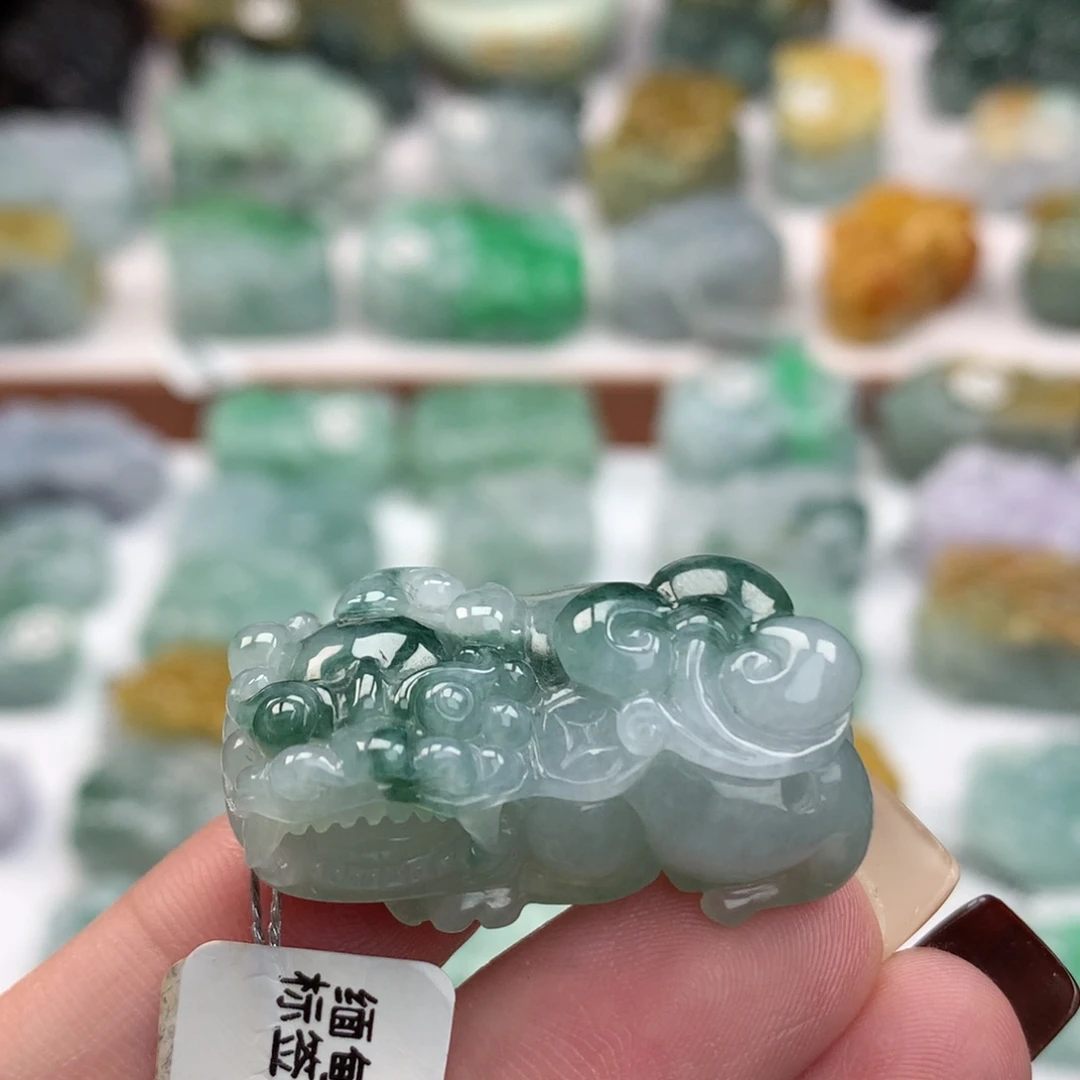 翡翠未镶嵌颈饰翡翠貔貅39