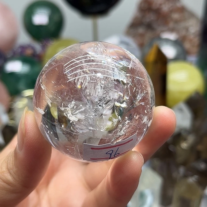 未镶嵌珠宝半成品水晶172克白水晶球