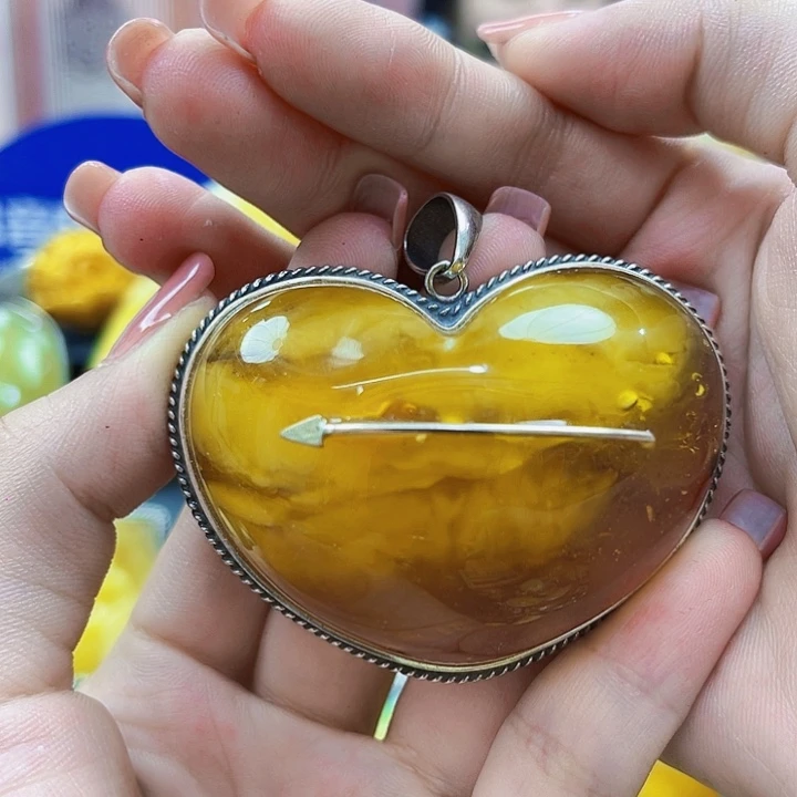 银S925镶嵌颈饰蜜蜡吊坠