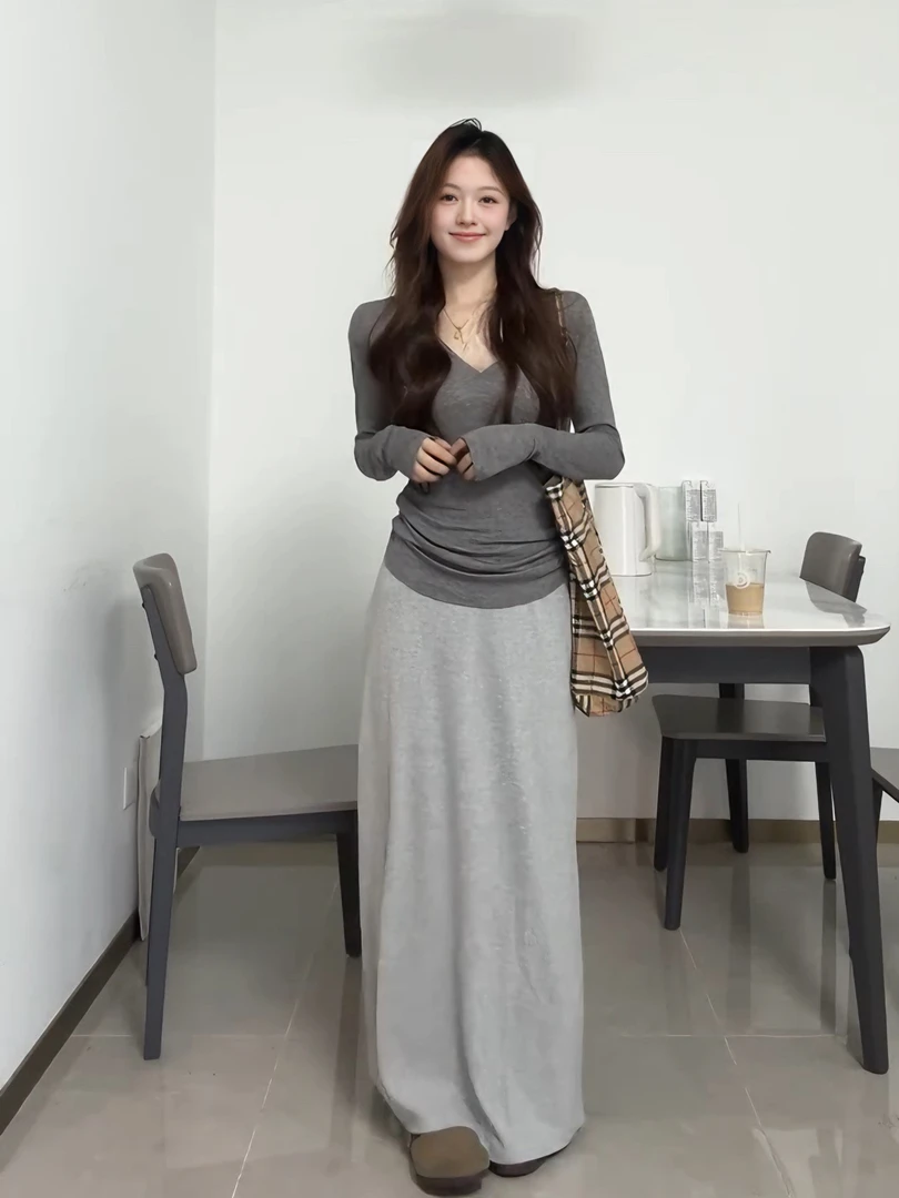 2025秋季新款韩系显瘦穿搭灰色气质长袖上衣高腰修身半身裙两件套