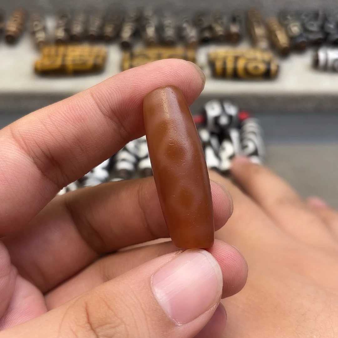 L***y玛瑙/玉髓未镶嵌珠宝半成品