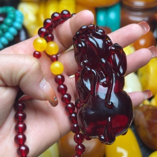 琥珀手串未镶嵌蜜蜡