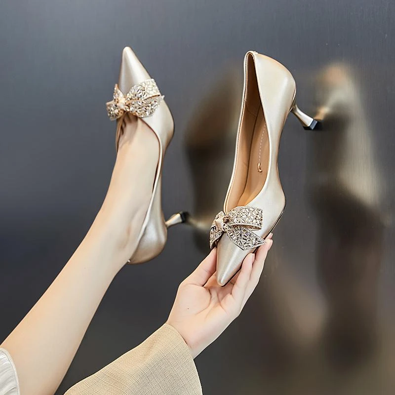 法式高跟鞋女2025春季新款时尚气质百搭蝴蝶结高级感尖头浅口单鞋