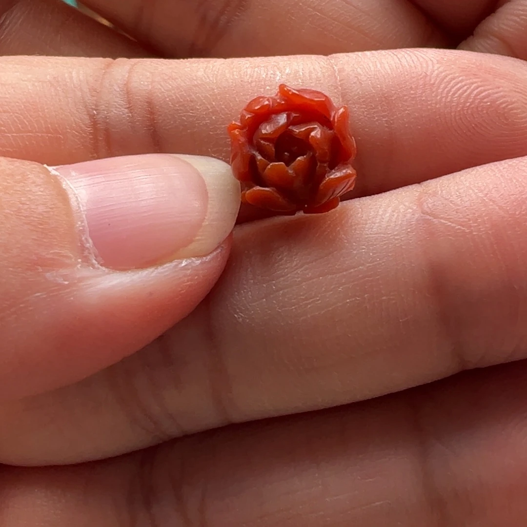 颈饰未镶嵌南红玛瑙