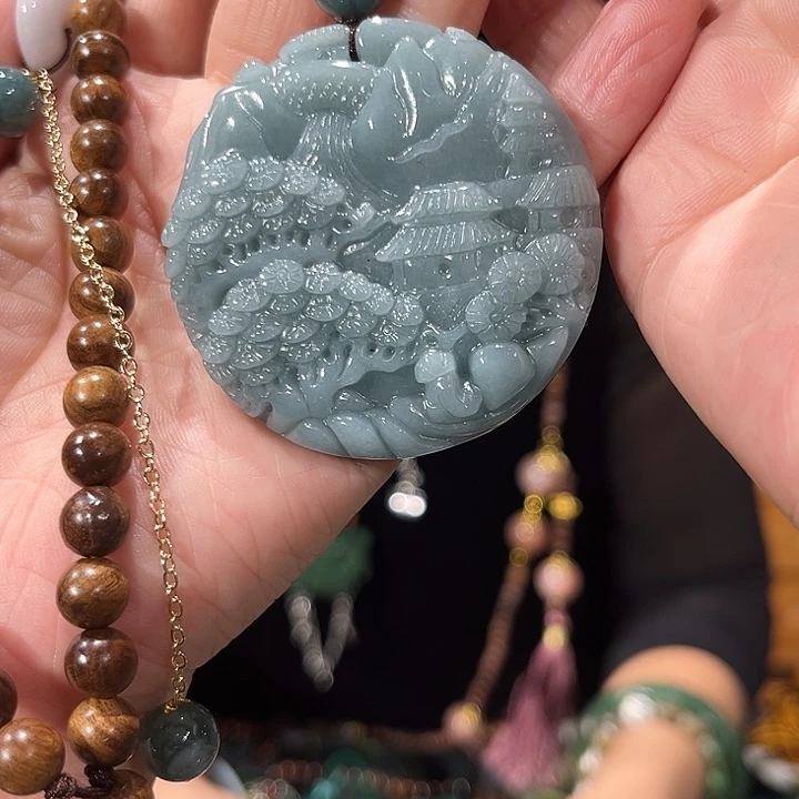 颈饰未镶嵌和田玉