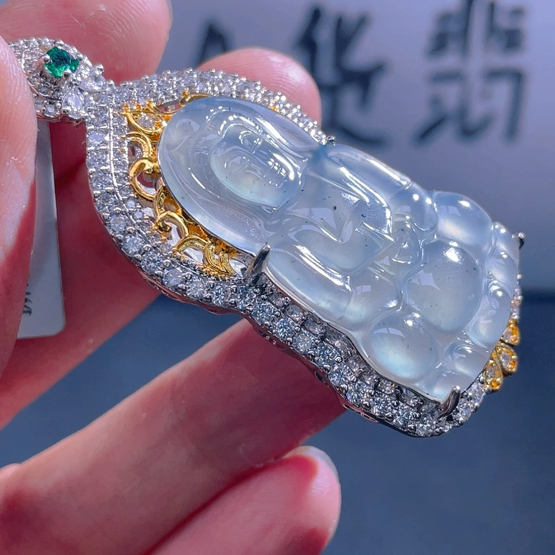 吊坠(不含链)未镶嵌翡翠