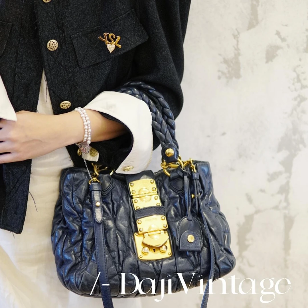 95新 MIU MIU/缪缪 大吉中古ff/Miumiu褶皱麻花小托特斜挎包