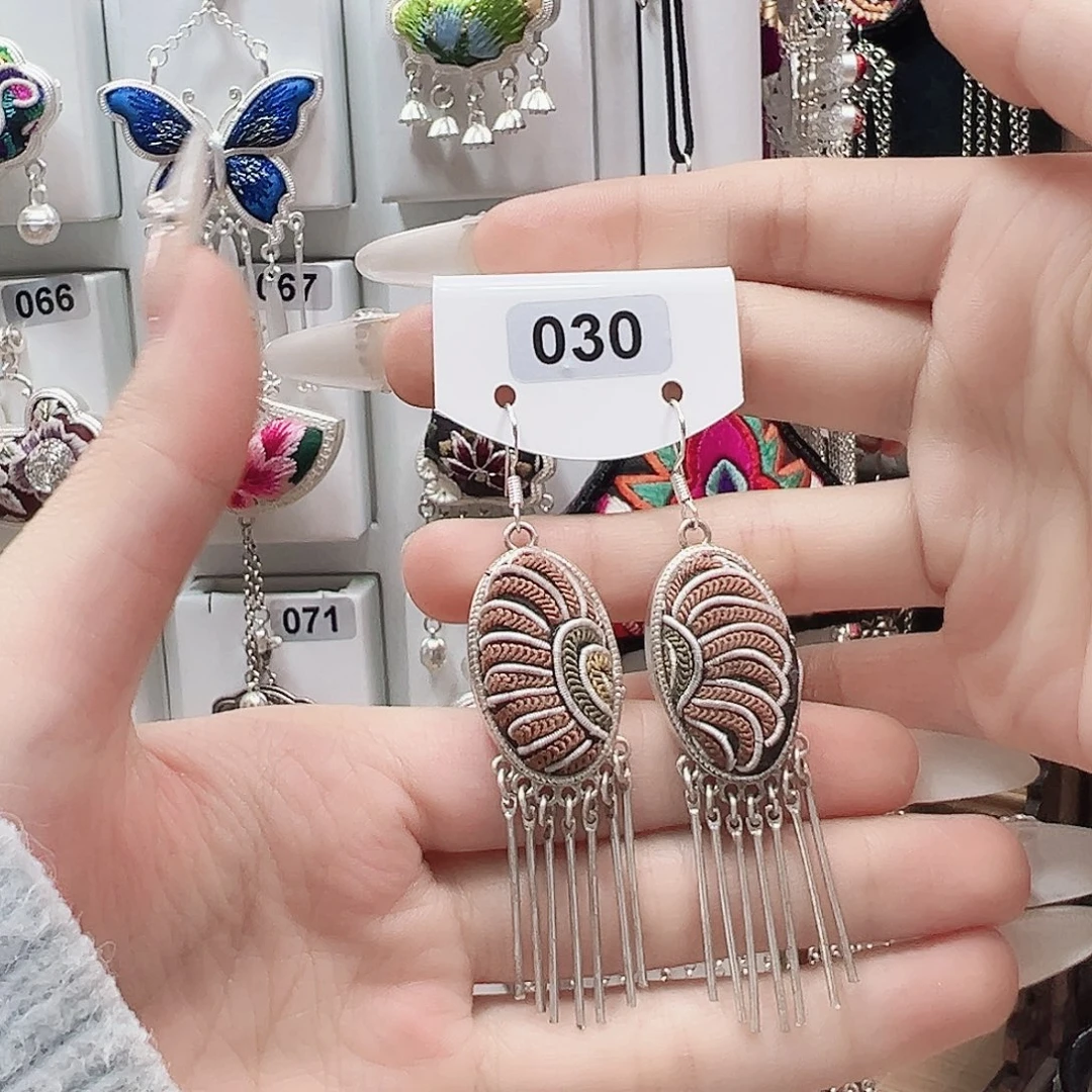 手串/手链核桃刺绣耳环