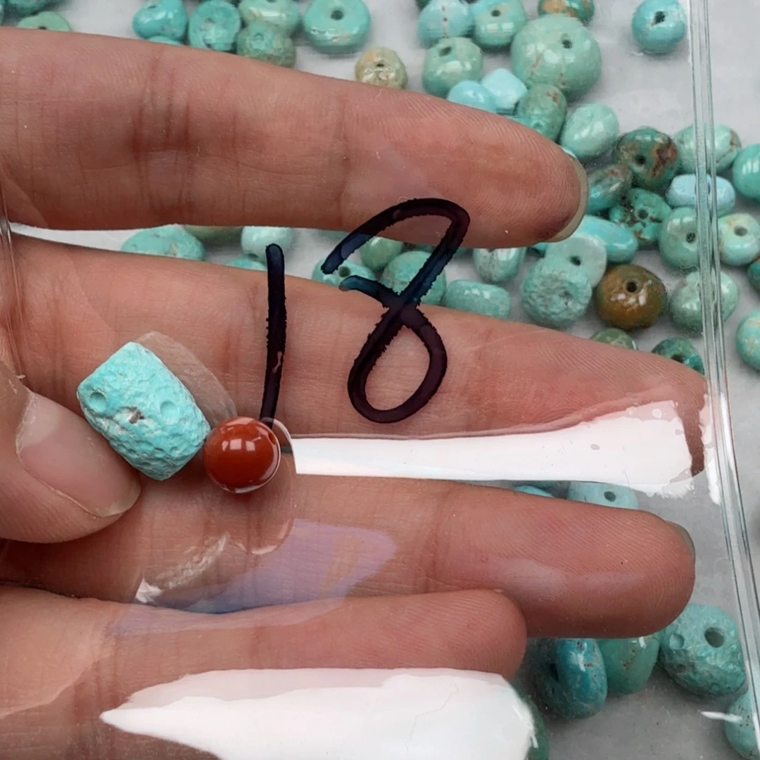 南红玛瑙未镶嵌珠宝奇石