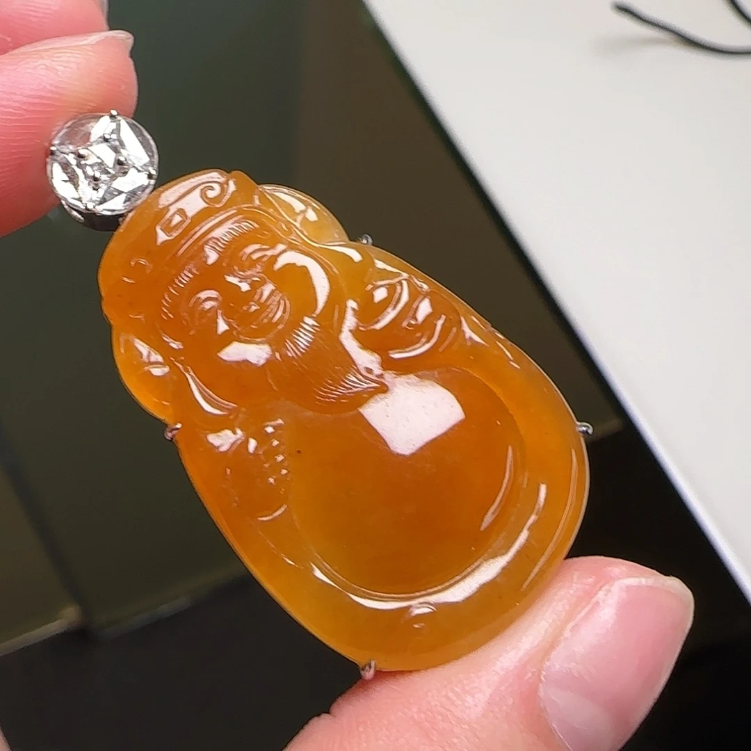 翡翠18K金镶嵌颈饰天然翡翠