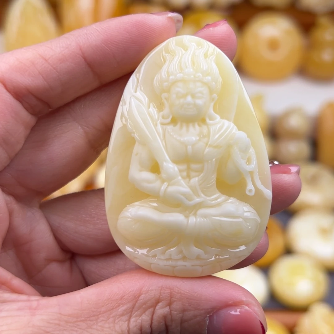 琥珀颈饰未镶嵌?****?纯天然琥珀蜜蜡无优化