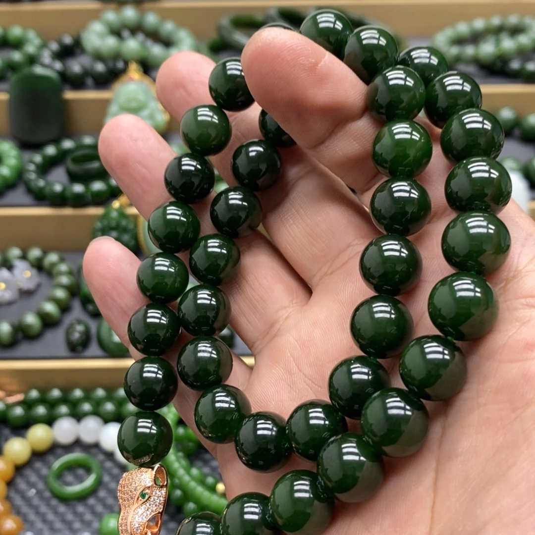 和田玉（碧玉）未镶嵌颈饰