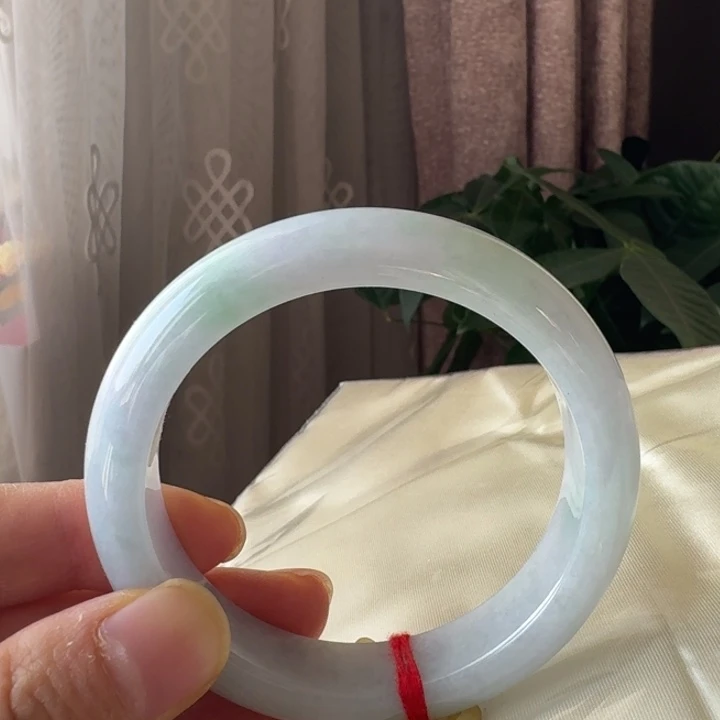 翡翠未镶嵌手镯手镯