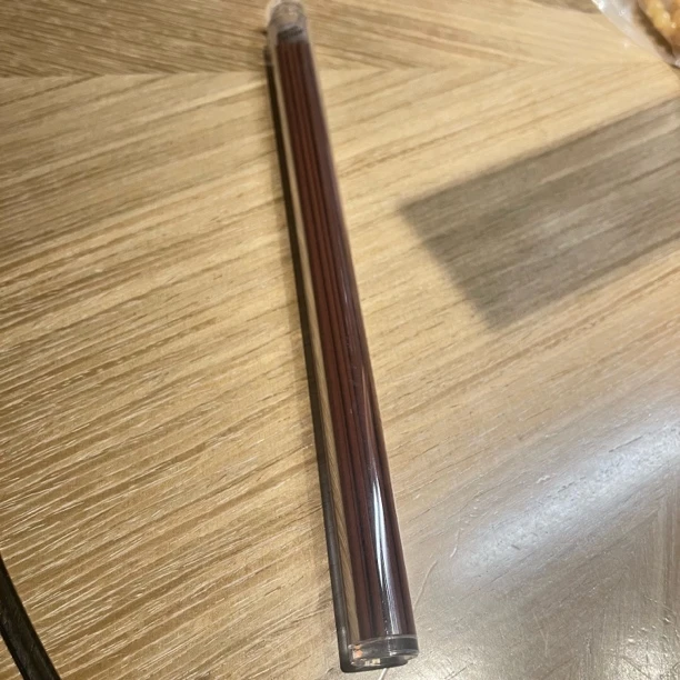 1122 海南花梨公海南红降10克装21厘米线香