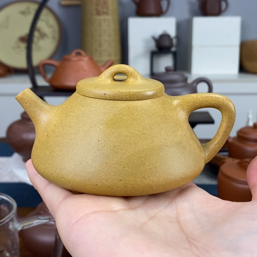 紫砂茶壶微瑕130cc壶身一点黄金段