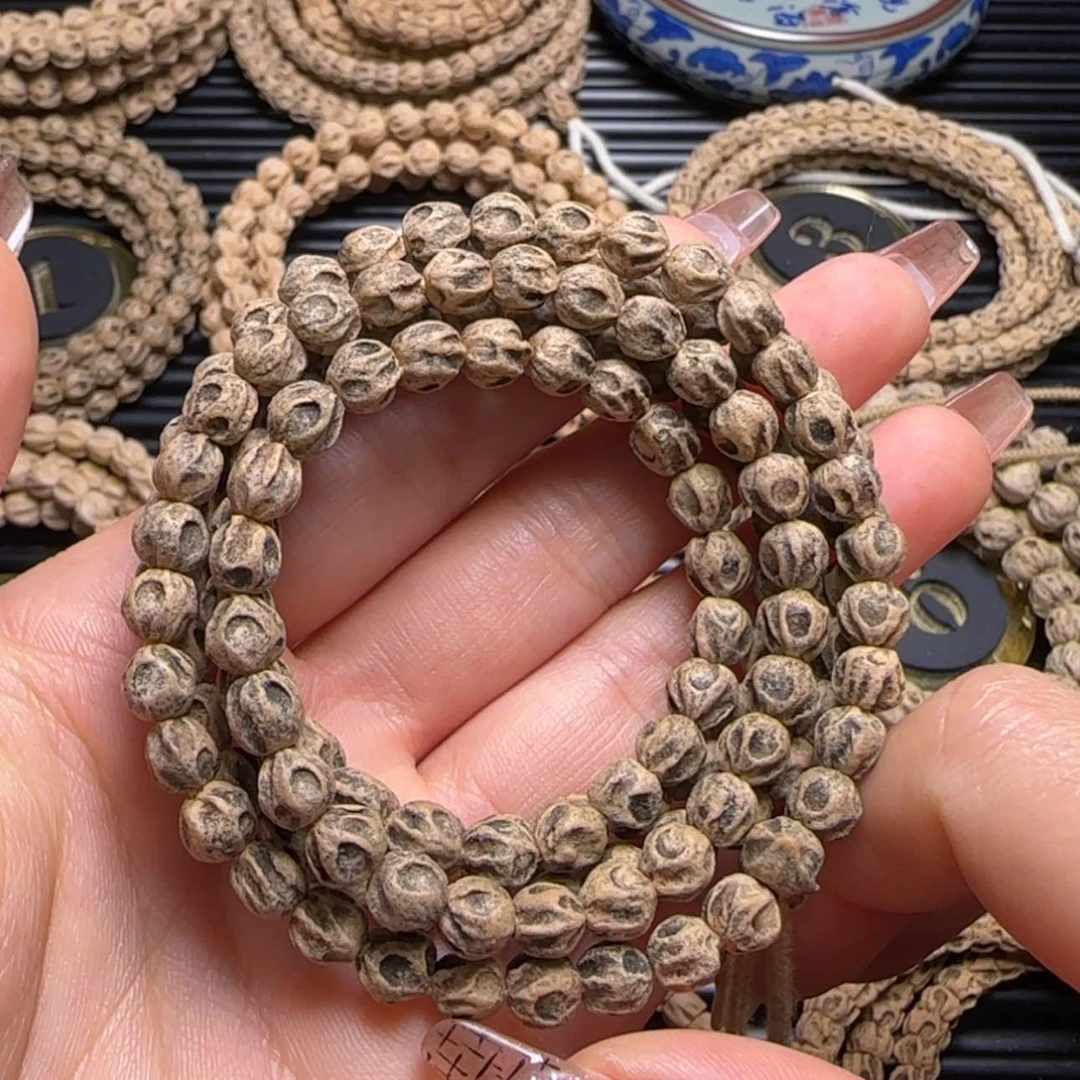 【闪购商品】柏香籽/百香籽吊坠～