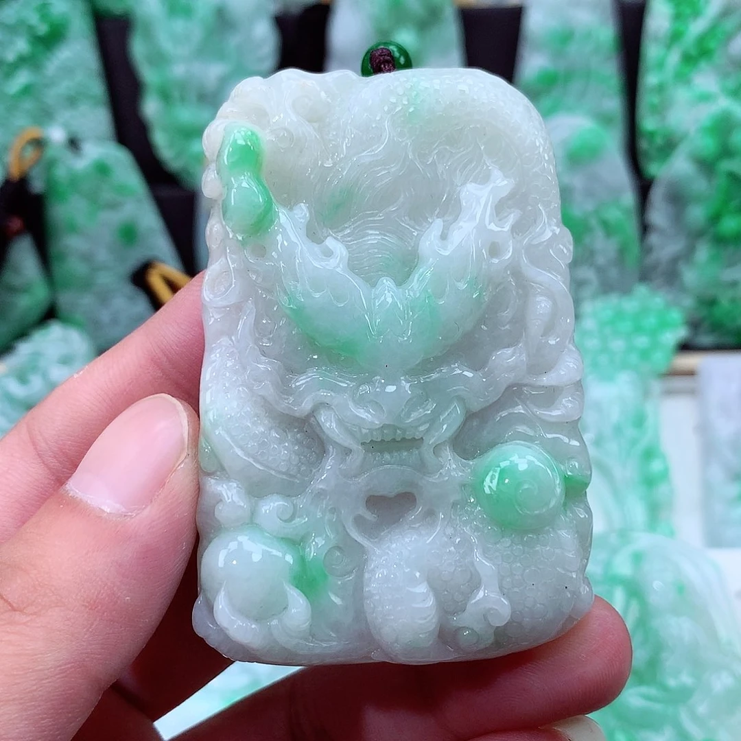 翡翠未镶嵌颈饰翡翠吊坠