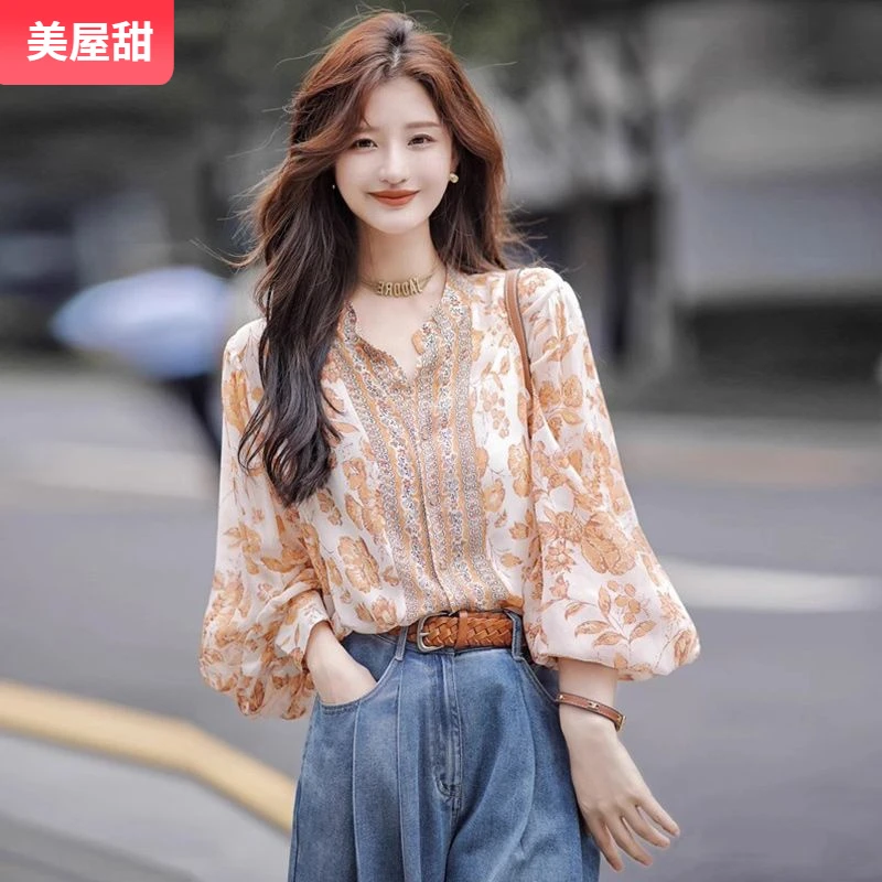 12025年法式洋气感上衣女春季新款洋气减龄长袖碎花衬衫I