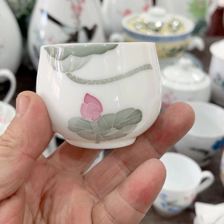 壶u****7釉下五彩的瓷器和瓷器