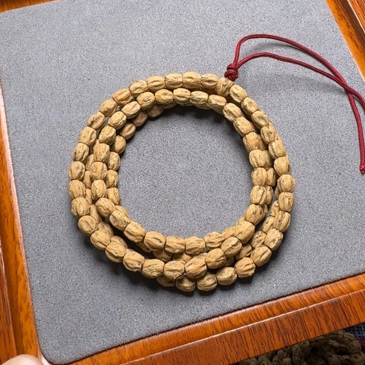 柏香籽/百香籽手串生****动