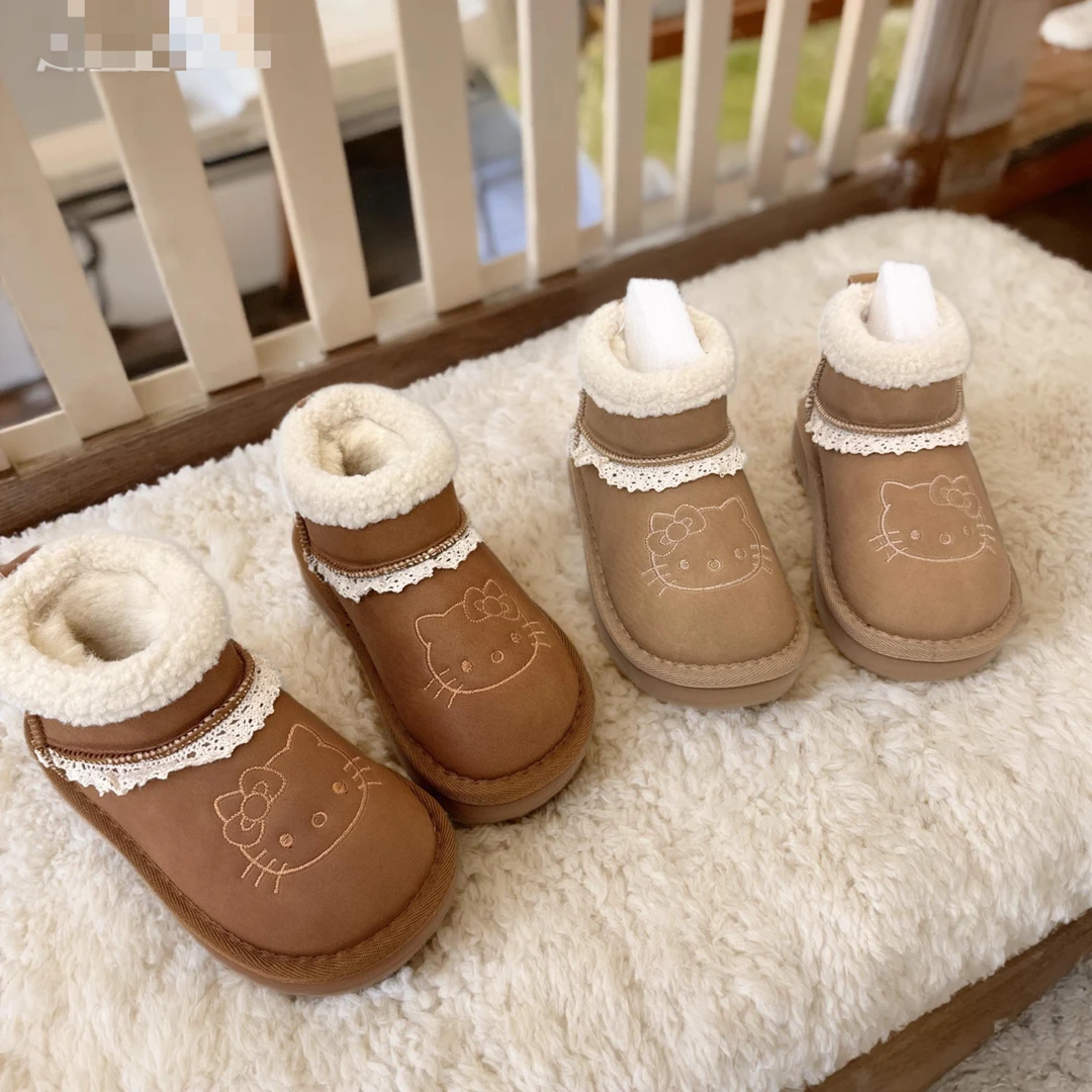 冬季新款女童雪地靴 加绒加厚保暖卡通棉靴