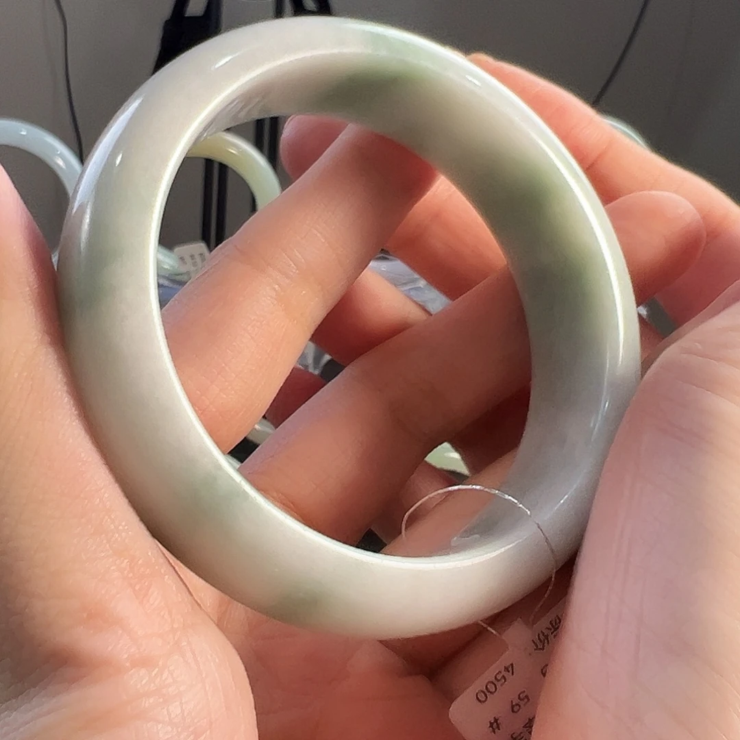 翡翠未镶嵌手镯58.5