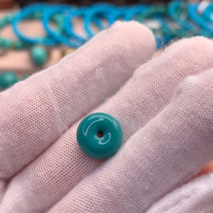 绿松石未镶嵌湖北天然原矿绿松石