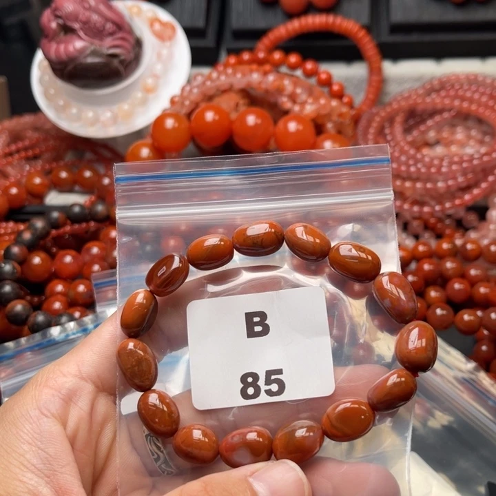 南红玛瑙未镶嵌多样性发货默认微瑕称重10mm