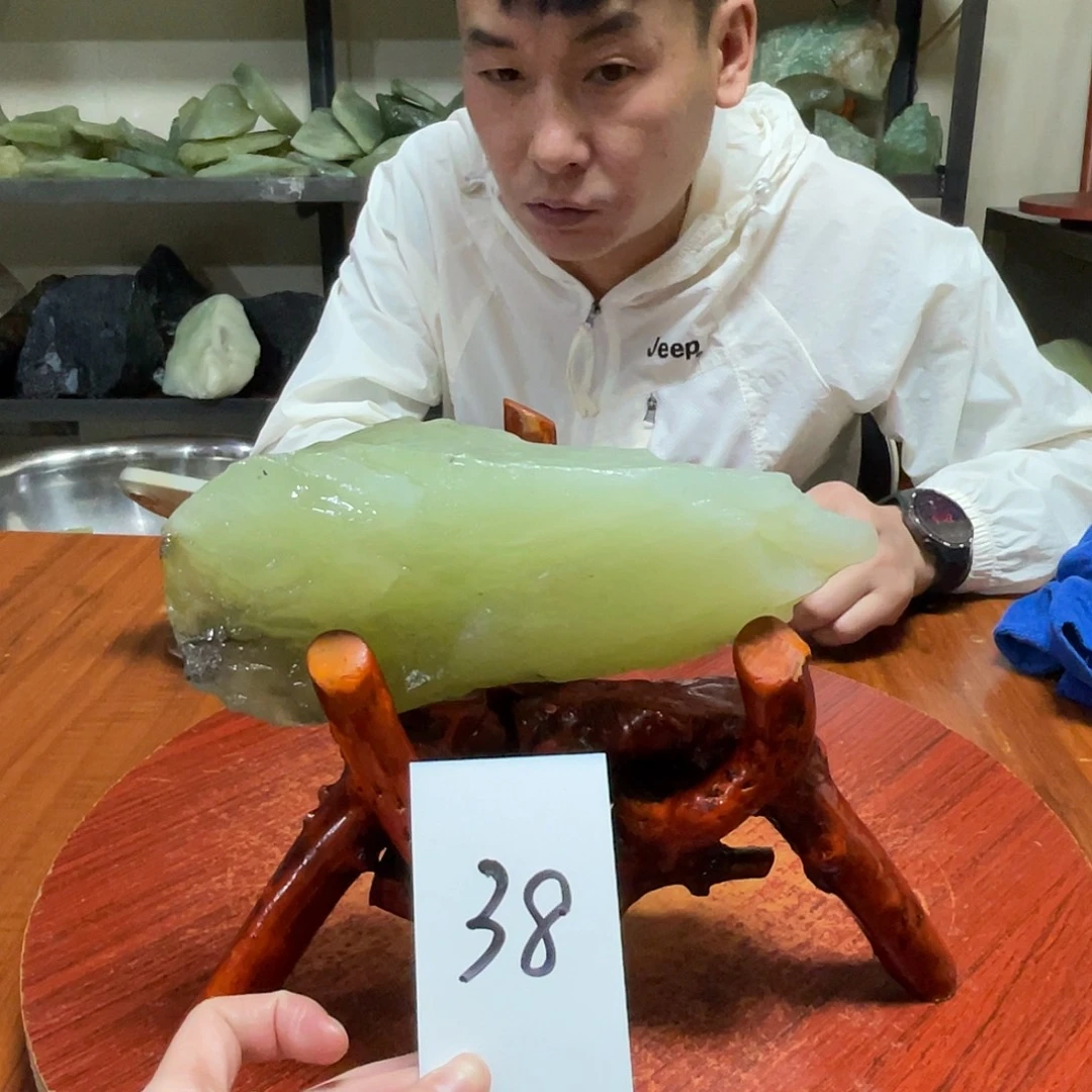 蛇纹石玉未镶嵌原石38