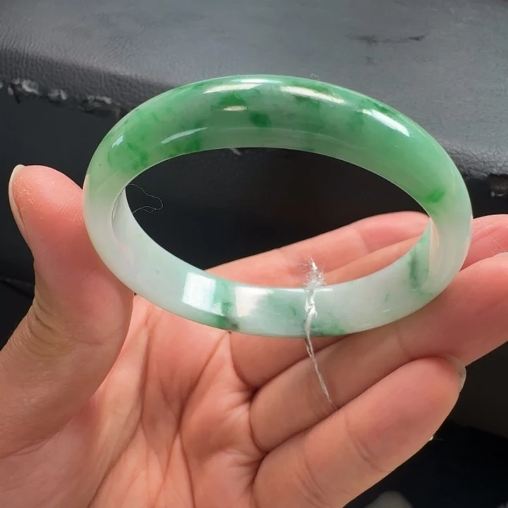 翡翠未镶嵌手镯缅甸翡翠